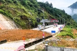 Sạt lở tại khu vực thuỷ điện ở Lào Cai, một người mất liên lạc