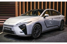 Lexus trình làng mẫu xe xe ES thế hệ mới và thêm bản thuần điện