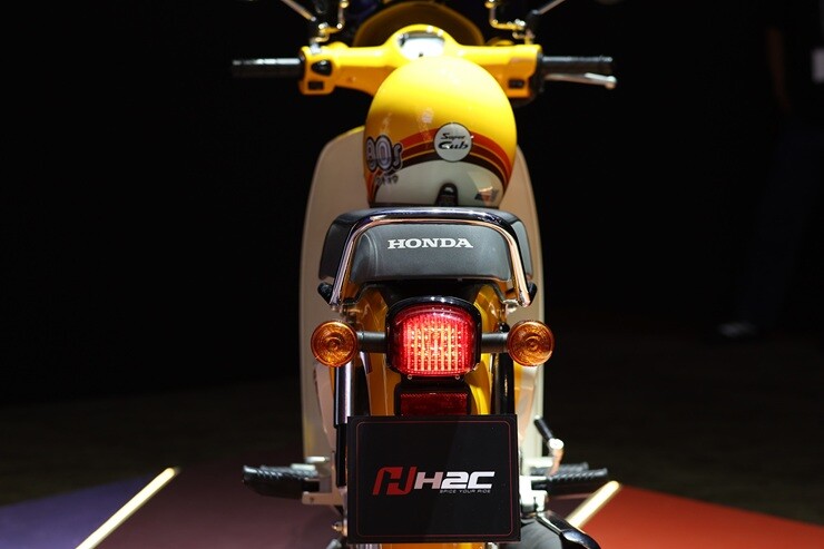 Super Cub Tokyo 80s Limited Edition ra mắt, mang hơi thở thập niên 80 và mức giá gây "choáng" - 7