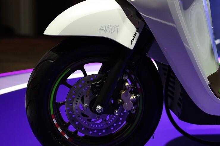 Honda Giorno+ BUZZ LIGHTYEAR ra mắt, chỉ giới hạn 2.000 chiếc - 7