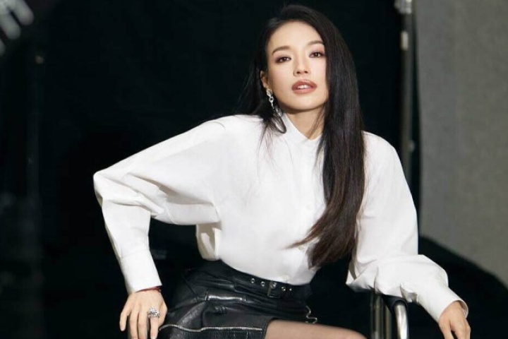 Thói quen giúp Thư Kỳ giữ đường cong ở tuổi trung niên