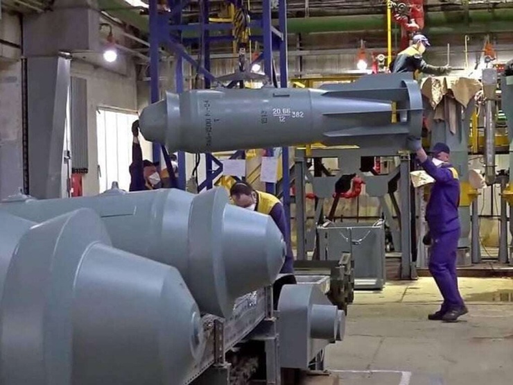 Siêu bom FAB-3000. Ảnh: Sputnik.