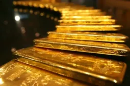 Vàng bị chốt lời sau phiên tăng mạnh