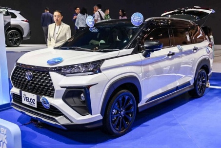Toyota Veloz Hybrid trình làng, giá quy đổi từ khoảng 500 triệu đồng