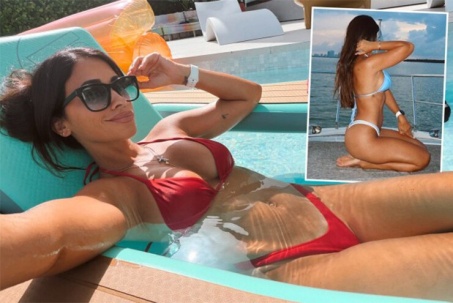 Vợ Messi khoe ảnh bikini gợi cảm trên du thuyền, bạn gái Ronaldo phản ứng bất ngờ