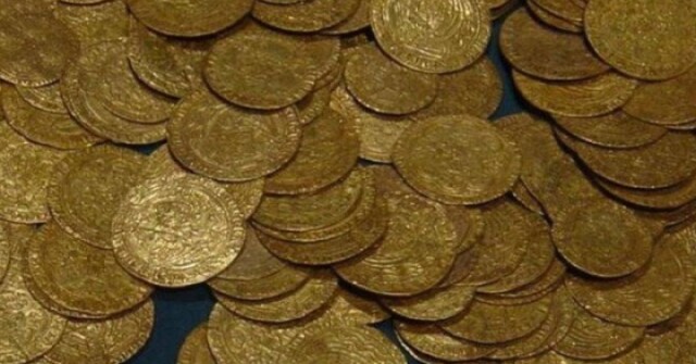 Phát hiện 266 hiện vật vàng trị giá hơn 26 tỷ đ...