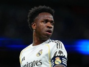 Vinicius chính thức ở lại Real Madrid: Tiếp tục làm nền cho Mbappe là sai lầm lớn?