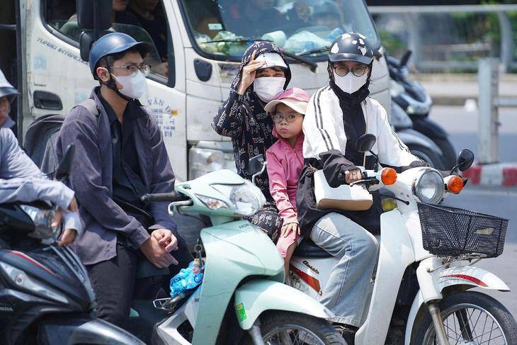 Miền Bắc chuyển nắng nóng, nhiệt cao trên 35 độ. Ảnh: TL