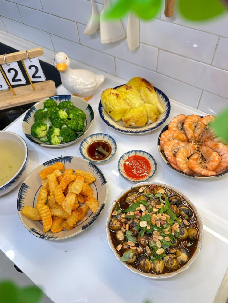 Mâm cơm mẹ Hà Nội dạy con trai nấu trong kỳ nghỉ hè - 4