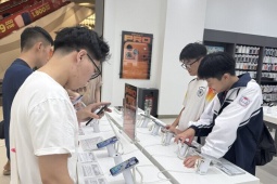 iPhone 18 cận ngày ra mắt, iPhone 17 Pro Max bất ngờ giảm giá
