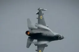 Tiêm kích F-16 bắn hạ 38 tên lửa hành trình trong cuộc tấn công quy mô lớn của Nga
