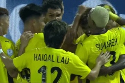 Video bóng đá Malaysia - Philippines: Không chiến mở điểm (AFF Cup)