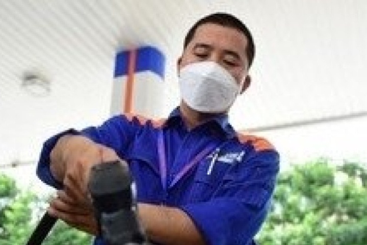 Giá xăng dầu hôm nay 9/8: Thế giới ghi nhận tuần lao dốc, trong nước giảm
