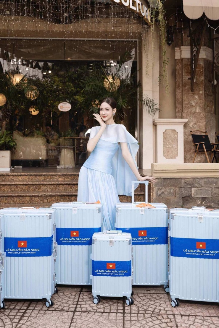 Ảnh sao 9/8: Ngọc Quyên mừng sinh nhật kiểu 'miệt vườn' của Thúy Nga - 3