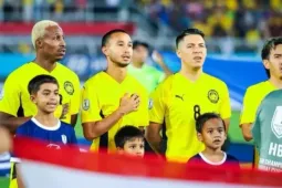 CĐV Malaysia: 'Cứ đá thế này thì nguy khi gặp Việt Nam'