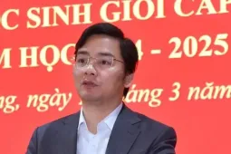 Tạm đình chỉ công tác đối với Giám đốc Sở Giáo dục và Đào tạo tỉnh Tuyên Quang