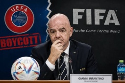 Tin mới nhất bóng đá chiều 9/8: FIFA bảo vệ Chủ tịch Infantino, đáp trả UEFA