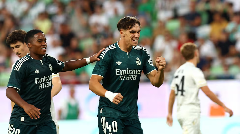 Espi lập công cho Real Madrid