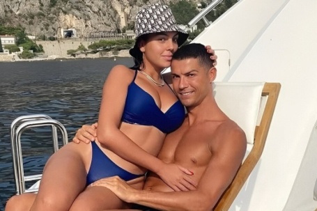 Tiện nghi trên siêu du thuyền 7,7 triệu USD của C. Ronaldo