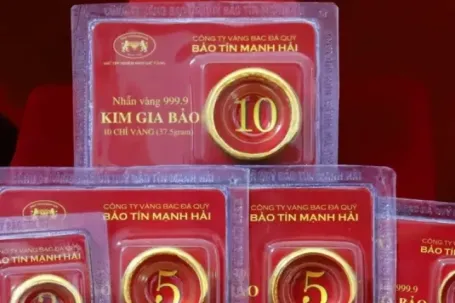 Giá vàng hôm nay (9/8): Bảo Tín Mạnh Hải, Mi Hồng niêm yết khác lạ