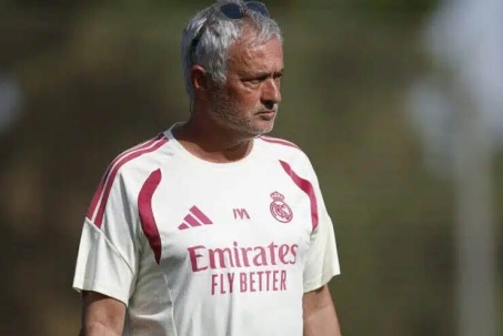 Real thời Mourinho có thể lặp lại cột mốc 100 điểm cao nhất lịch sử giống mùa 2011/12?