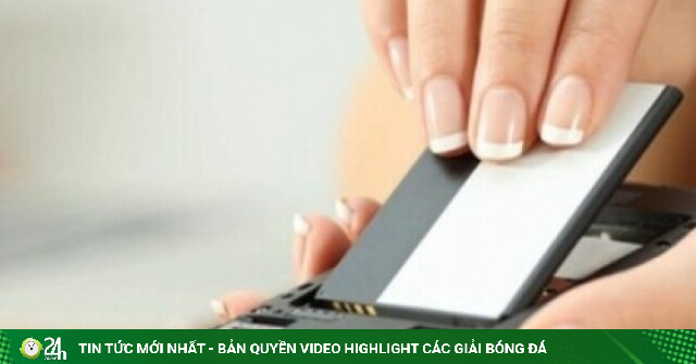 Vì sao các hãng từ bỏ pin tháo rời trên điện thoại?