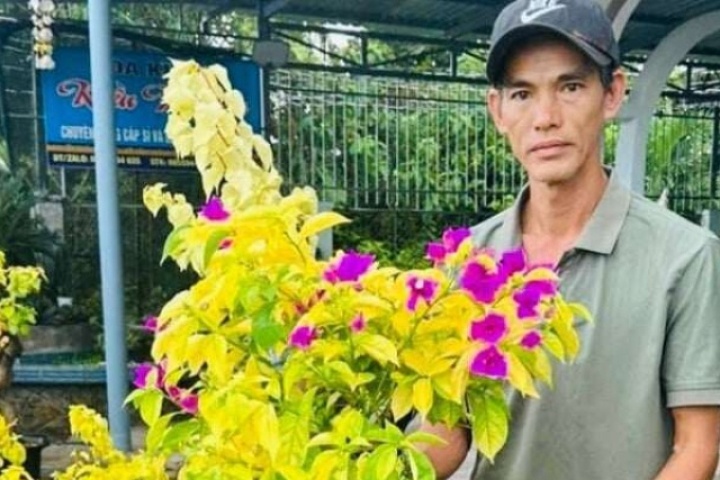 Một Chi hội trưởng Chi hội Nông dân ấp ở Đồng Tháp "phất lên" nhờ livestream bán hoa kiểng, thu nhập nửa tỷ/năm