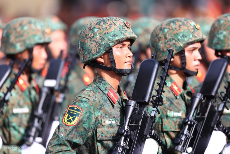 Chiến sĩ Quân đội nhân dân Việt Nam diễu binh dịp Quốc khánh 2/9/2025. Ảnh: Quỳnh Trần
