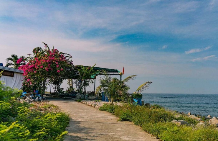 Sống chậm trên đảo Bích Đầm - nơi có nghìn tảng đá tròn như trứng - 11