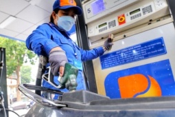 Giá xăng dầu hôm nay 10/8: Giá dầu tăng do không chắc chắn về việc mở lại Hormuz