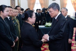 Lãnh đạo Đảng, Nhà nước Việt Nam viếng Chủ tịch Quốc hội Lào
