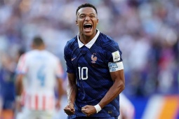 Tin mới nhất bóng đá sáng 10/8: Mbappe chia tay Nike, bí ẩn quanh nhà tài trợ mới