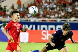 Quang Hải có đáng bị chỉ trích?