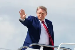 Tổng thống Trump: Mỹ đang 'giữ kín' các cuộc đàm phán với Iran, chưa tính đến hoạt động quân sự mới