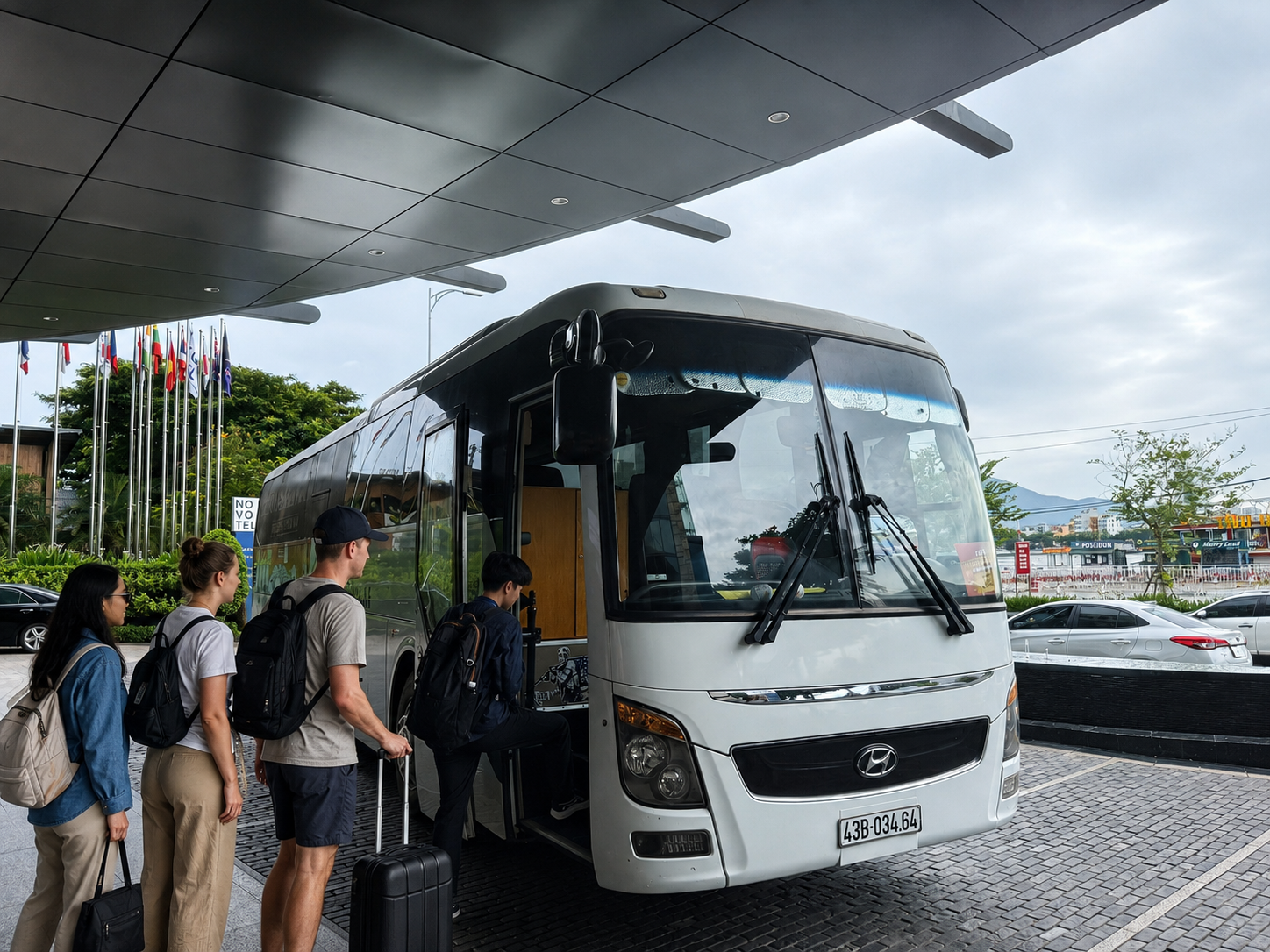 Xe bus miễn phí đi Bà Nà có 2 chuyến xuất phát mỗi sáng