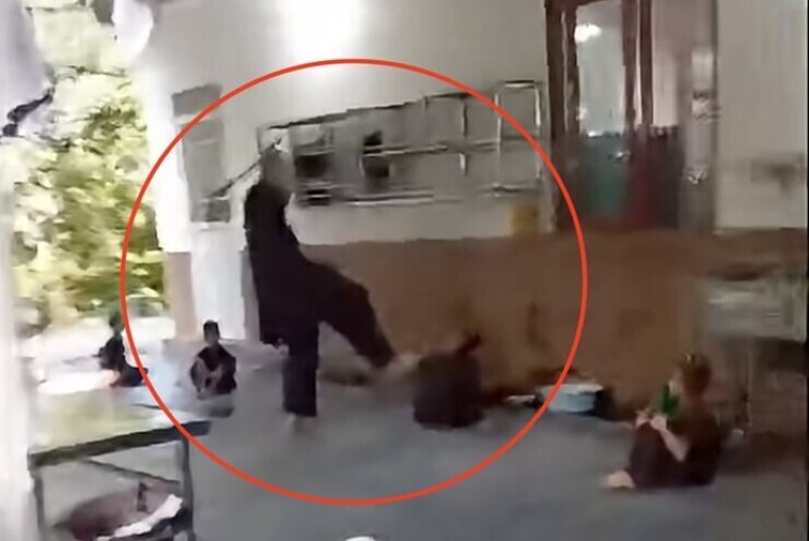Khởi tố, bắt tạm giam người đánh 5 chú tiểu tại chùa Bầu