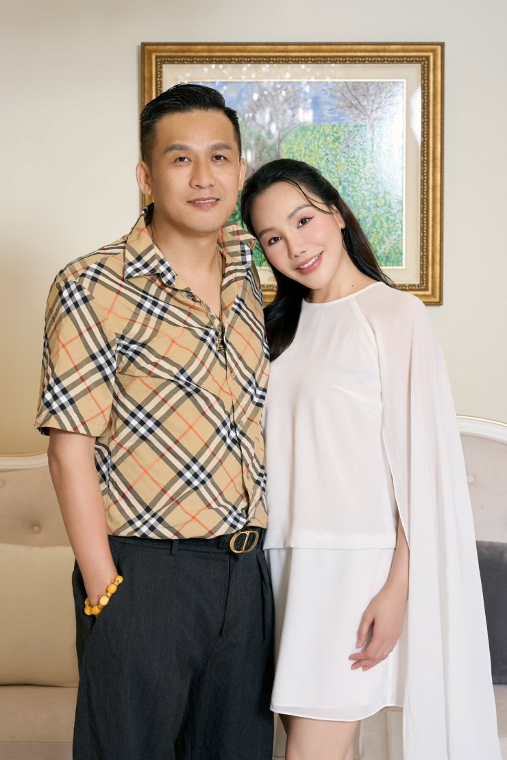 Cuộc sống Hồ Quỳnh Hương sau một năm cưới - 6
