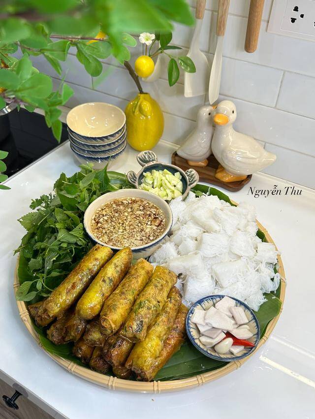 7 mâm cơm gia đình đặc biệt níu giữ tuổi thơ con - 4