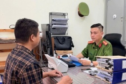 Khởi tố giám đốc bán gần 34 nghìn cuốn sách giáo khoa giả