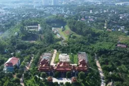 Kẻ đánh 5 trẻ nhỏ ở chùa Bầu, khai gì tại cơ quan công an?