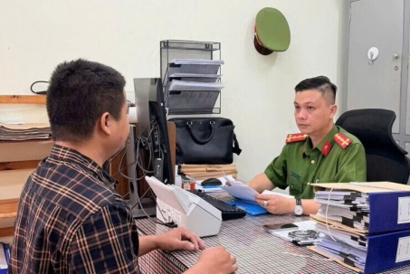 Khởi tố giám đốc bán gần 34 nghìn cuốn sách giáo khoa giả