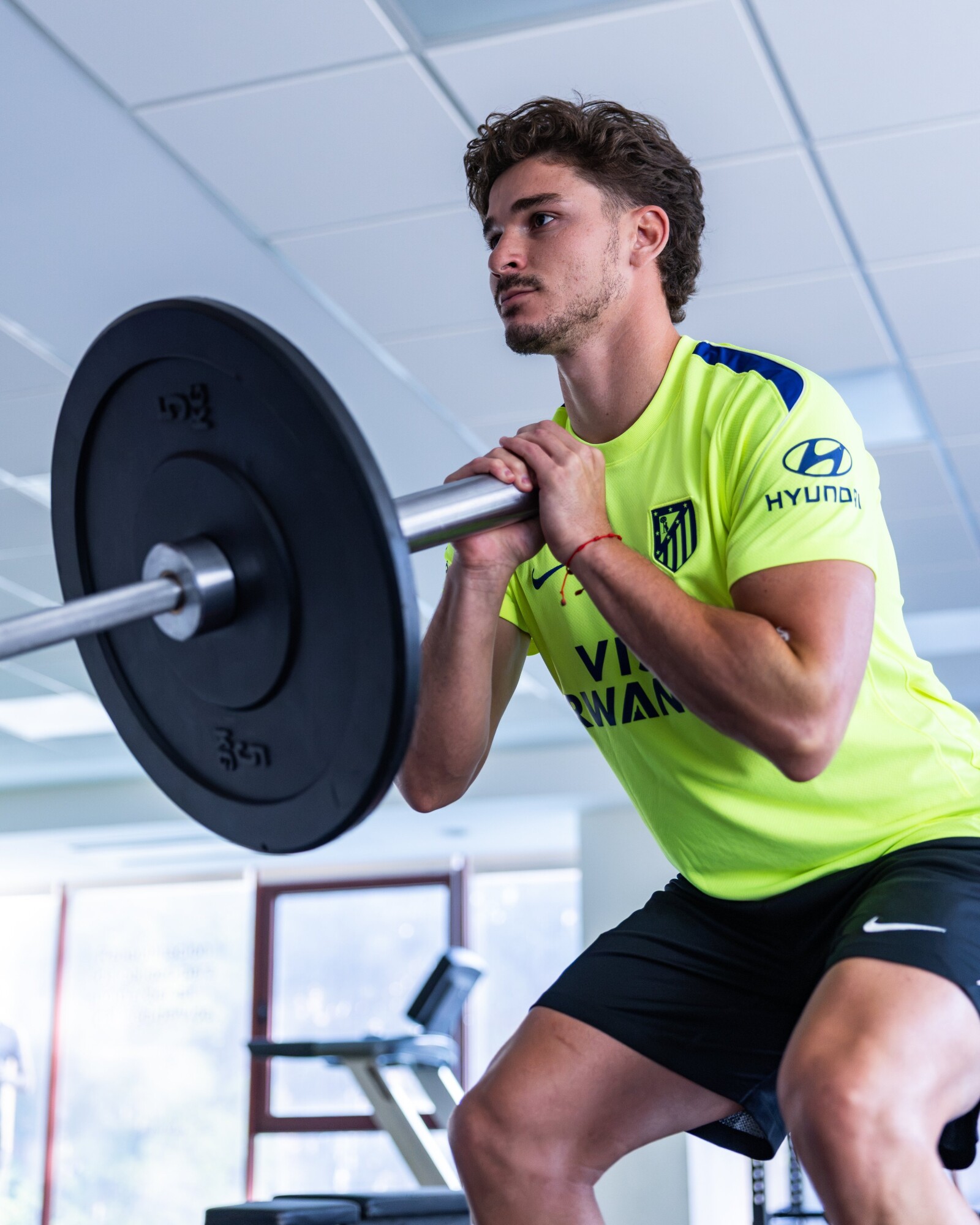 Alvarez tập luyện tại Atletico