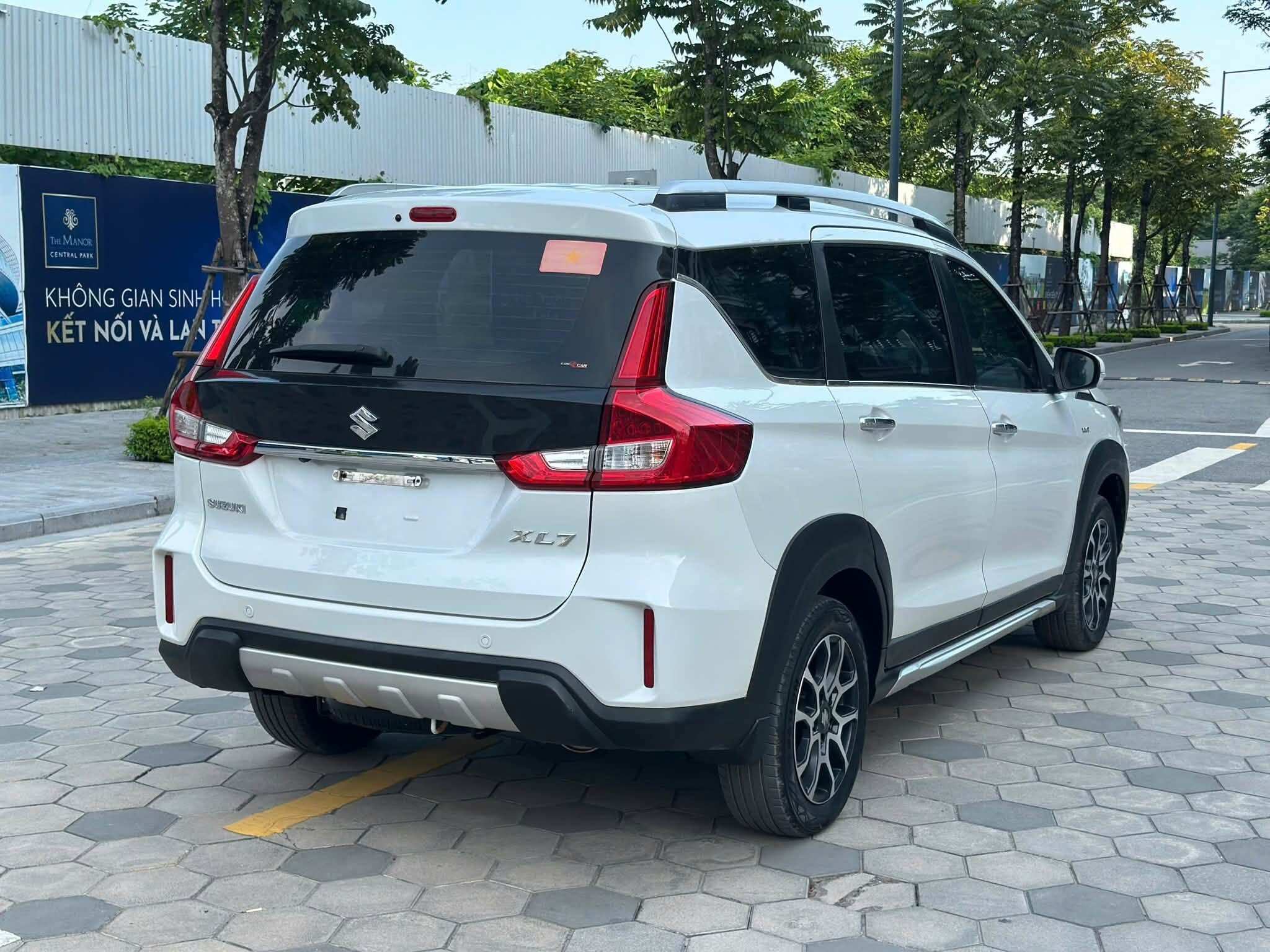 Xe có kích thước&nbsp;chiều dài x rộng x cao lần lượt là:&nbsp;4.450 x 1.775 x 1.710 mm.