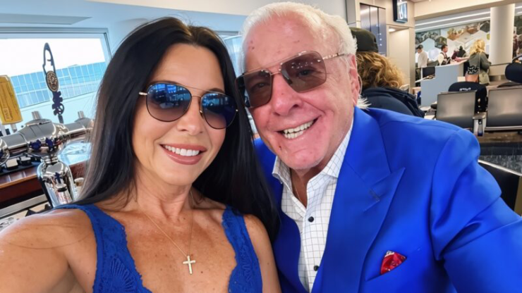 Ric Flair và Wendy Barlow bất ngờ nối lại mối tình sau gần 2 năm chia tay