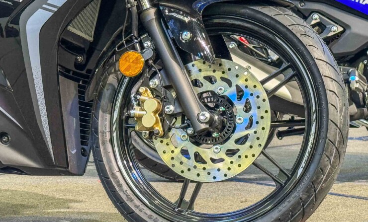 Ra mắt xe côn tay mới Yamaha Y16ZR-R, có bản tem đua cực chất - 1