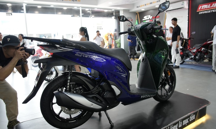 Bản độ có giá 235 triệu đồng, tương đương giá màu nguyên bản.