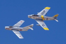 F-86 Mỹ và MiG-15 Liên Xô: Màn đối đầu làm nên huyền thoại không chiến