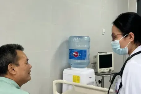 Ăn thịt chó để bồi bổ sức khỏe sau xạ trị, bệnh nhân ung thư bị rối loạn đông máu nghiêm trọng