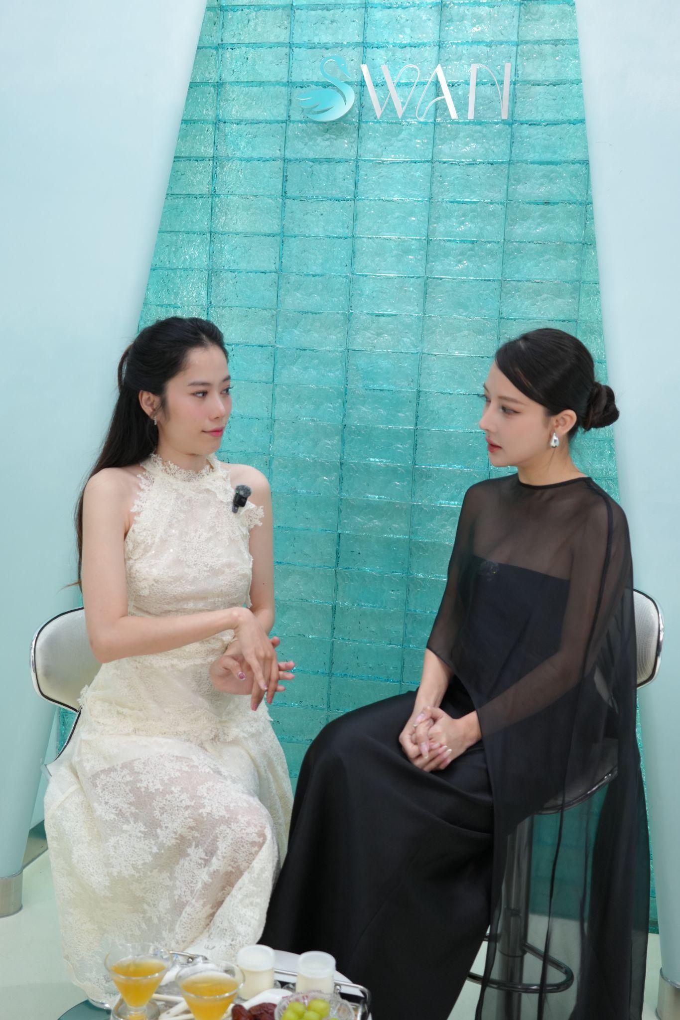 CEO Hoàng Kim Thanh (Thanh Swan) đồng hành cùng ca sĩ Nam Em trong dịch vụ làm đẹp tại Swan ClinicChia sẻ nhiều hơn là quảng bá