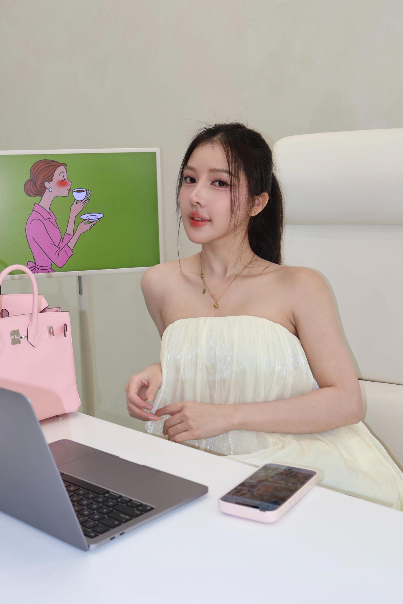 CEO Hoàng Kim Thanh – người theo đuổi quan điểm làm đẹp dựa trên sự tự tin và nét riêng của mỗi khách hàng